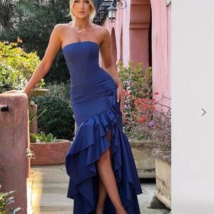 BABYBOO Elegant Blue Strapless Evening Gown